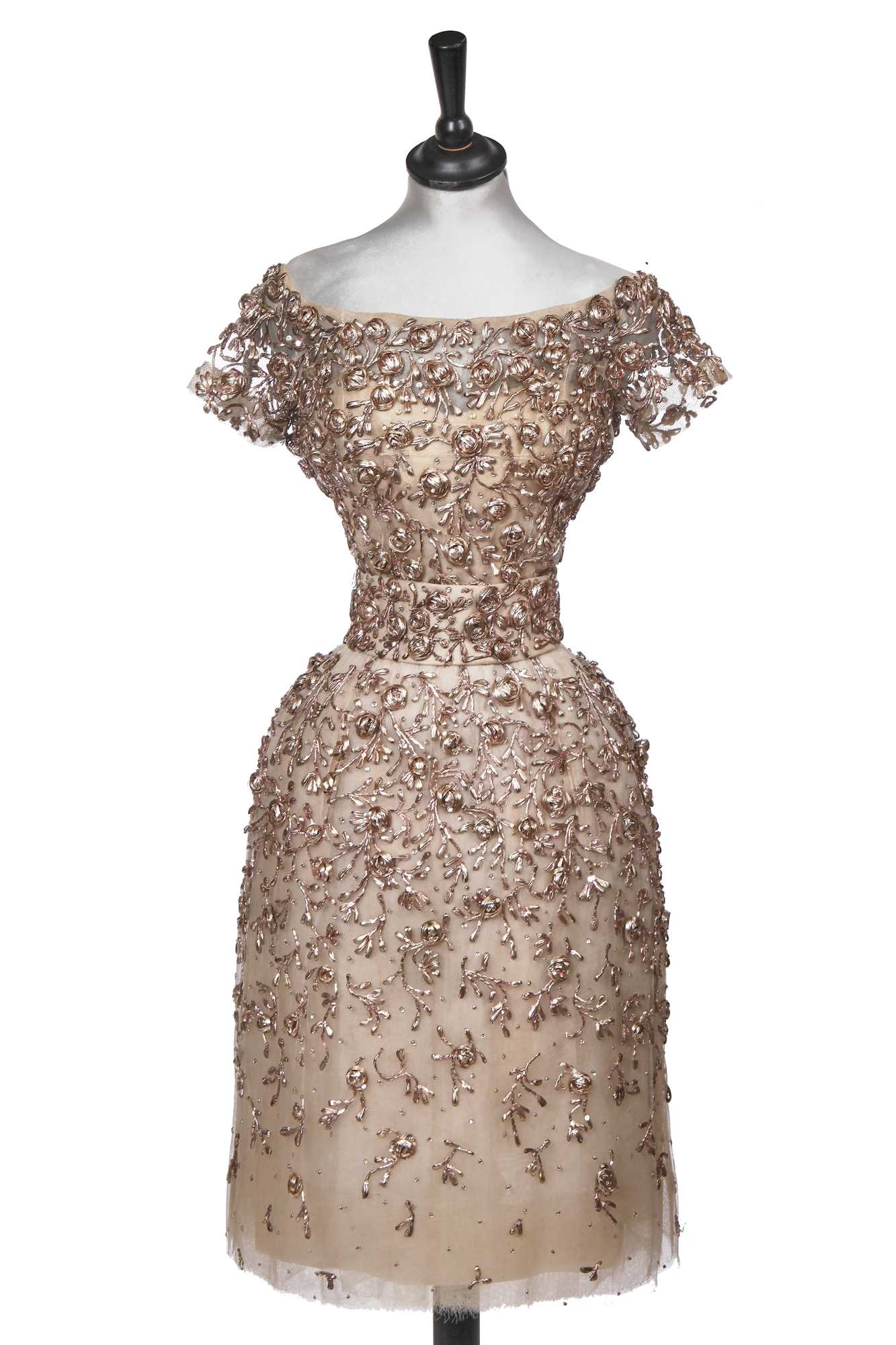 Lot 365 - A fine Christian Dior by Yves Saint Laurent haute couture cocktail dress, ' Courbe' or 'Curve' line, Autumn-Winter 1958-59