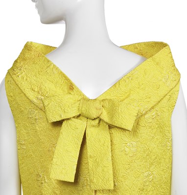Lot 343 - A Christian Dior New York yellow matelassé silk evening gown, circa 1965