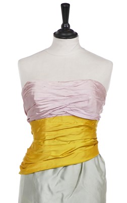 Lot 379 - A Pierre Balmain haute couture tricolour sheath, late 1950s