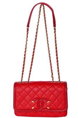 Lot 43 - A Chanel red caviar leather quilted small CC filigree flap bag, 2016-2017