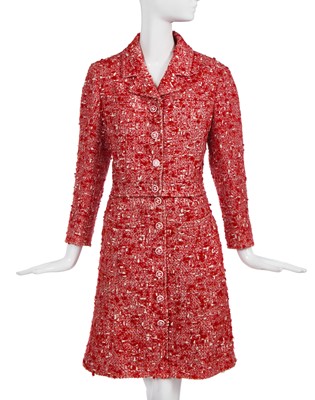 Lot 32 - A Chanel red and white speckled bouclé wool-blend suit, Autumn-Winter 2001-02