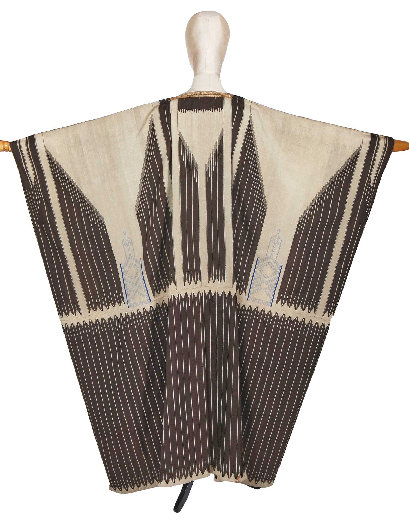 Aba Robe Lot 469 - Paul Poiret's woven Syrian Aba robe, 1910-20