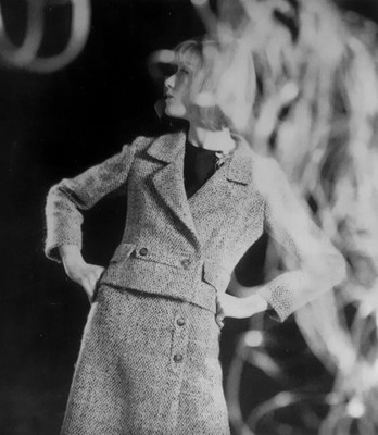 Lot 340 - A Christian Dior haute couture by Marc Bohan grey tweed suit, Model 135, 'Shopping', Spring-Summer 1964