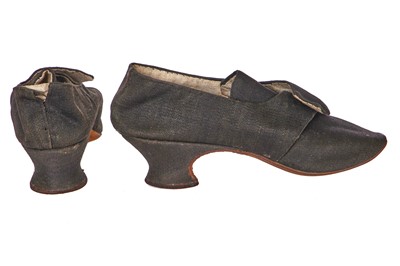 Lot 422 - A pair of black challis shoes, 1770-1780
