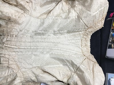 Lot 424 - An ivory striped silk robe a l'Anglaise, 1773