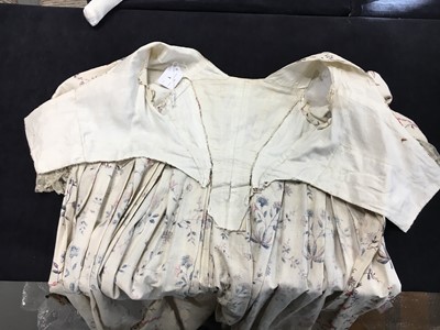 Lot 1 - A printed Indian chintz open robe, English, 1795-1796