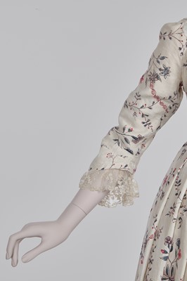 Lot 1 - A printed Indian chintz open robe, English, 1795-1796