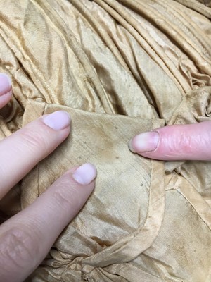 Lot 8 - An Indian muslin robe en chemise, French, circa 1798