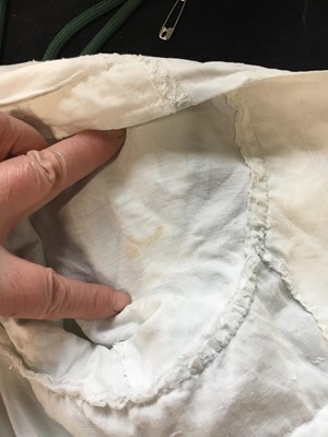 Lot 4 - A white linen and lace gown with long train American, circa 1798-1800