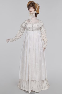 Lot 30 - A printed cotton day dress, English, circa 1805