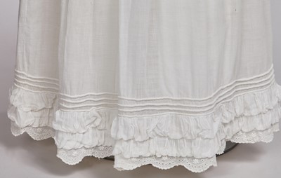 Lot 114 - A yellow silk twill gros de Tours silk spencer, probably English, 1815-17