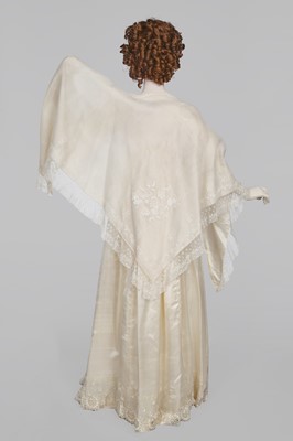 Lot 112 - A fine white-worked batiste shawl, circa 1830
