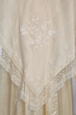 Lot 112 - A fine white-worked batiste shawl, circa 1830
