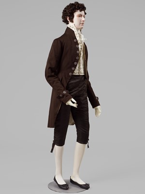 Lot 64 - A composed gentleman's ensemble, early 19th century