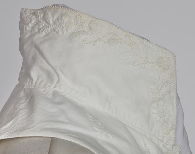 Lot 22 - A gentleman's whitework embroidered waistcoat, circa 1805
