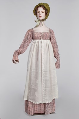 Lot 25 - A Provençal printed cotton day dress, French, circa 1800