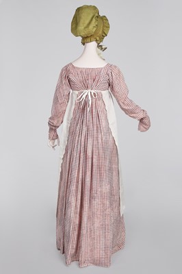 Lot 25 - A Provençal printed cotton day dress, French, circa 1800