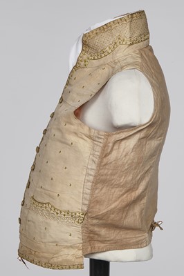 Lot 17 - A gentleman's embroidered buff silk waistcoat circa 1800 but remade using a late 18th century example