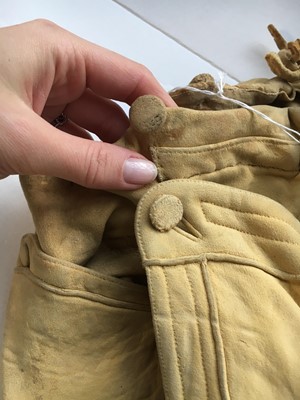 Lot 19 - A pair of gentleman's doeskin riding breeches, 19th century