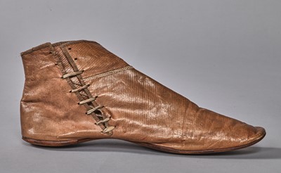 Lot 117 - Four pairs of shoes, 1820s-30s