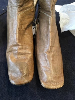 Lot 117 - Four pairs of shoes, 1820s-30s