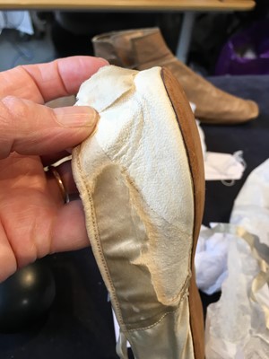 Lot 117 - Four pairs of shoes, 1820s-30s