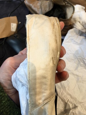 Lot 117 - Four pairs of shoes, 1820s-30s