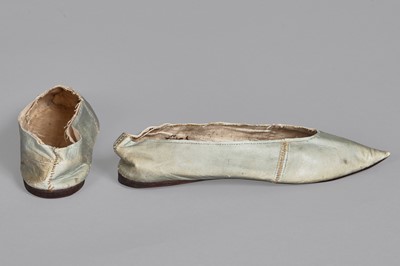 Lot 12 - A pair of blue kid leather slippers, 1790-1800