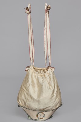 Lot 24 - An ivory silk work bag, English or French, 1815-25