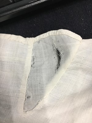 Lot 26 - A pair of girl's white linen short stays, probably French, circa 1805