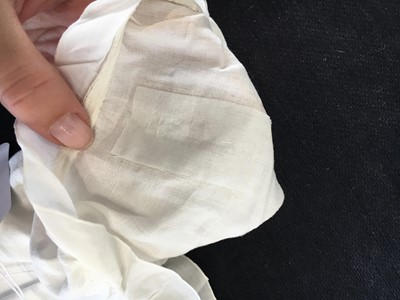 Lot 69 - A morning robe and chemise, 1820s