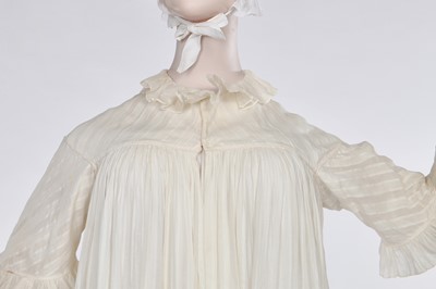 Lot 69 - A morning robe and chemise, 1820s