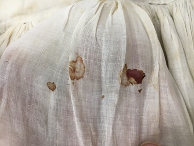 Lot 538 - A fine and rare shaped linen ruffler, English, 1620s
