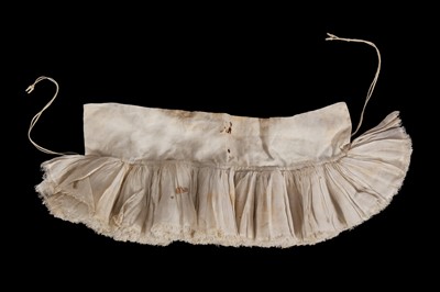 Lot 538 - A fine and rare shaped linen ruffler, English, 1620s