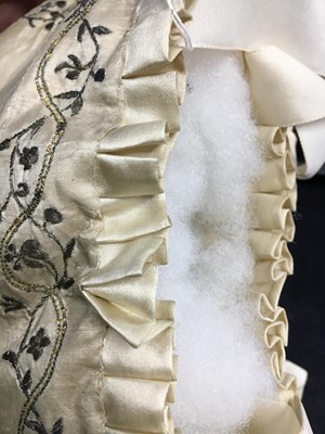 Lot 35 - A group of reticules and purses, early 19th century