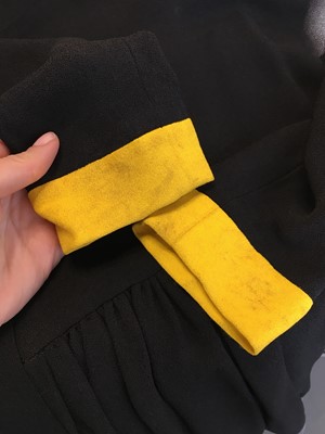 Lot 558 - Mary Quant's own Mary Quant black and yellow crêpe mini dress, 1966-67