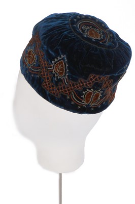 Lot 424 - A gentleman's embroidered velvet smoking cap,...