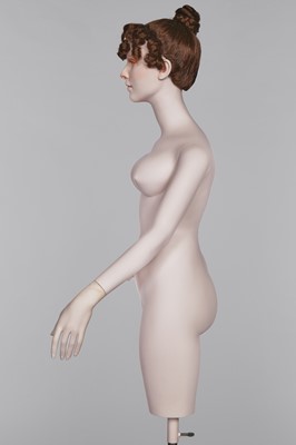 Lot 124 - A bespoke Gem's Studio historic figure