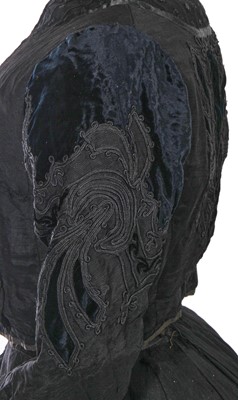 Lot 639 - A group of women's clothing, mainly circa 1910