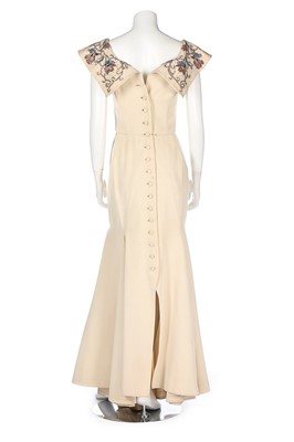 Lot 153 - An ivory silk-pique silk evening gown with...