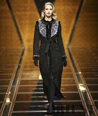 Lot 239 - A Valentino Garavani black sheepskin coat, Autumn-Winter 2007-08