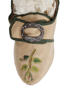 Lot 527 - A pair of embroidered ivory felted wool shoes, 1770s