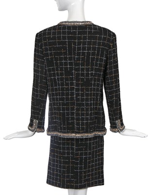 Lot 12 - A Chanel by Karl Lagerfeld checked bouclé tweed suit, 'Intimate Technology' collection, Spring-Summer 2017