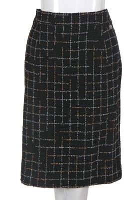 Lot 12 - A Chanel by Karl Lagerfeld checked bouclé tweed suit, 'Intimate Technology' collection, Spring-Summer 2017