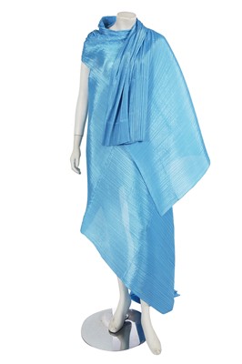 Lot 424 - An Issey Miyake pale blue pleated polyester cloak, circa 1997