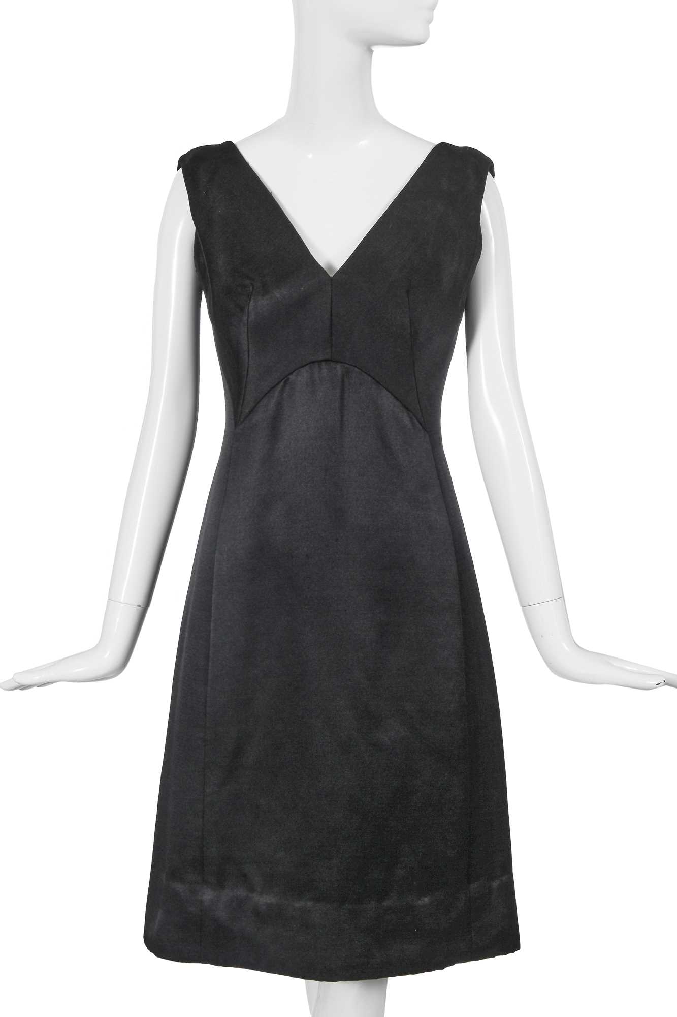 Lot 438 - A Cristóbal Balenciaga haute couture black silk cocktail dress, probably Spring-Summer 1959