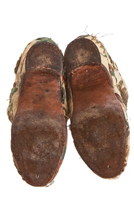 Lot 530 - A pair of embroidered ecru silk shoes 1760-70