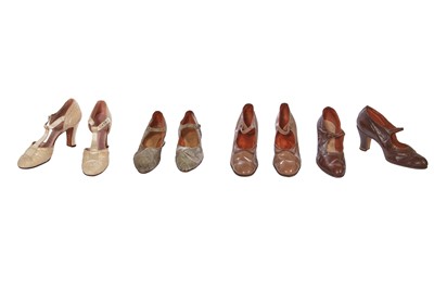 Lot 752 - A group of women's shoes 1920s-30s