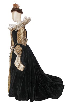 Lot 481 - A Gustave Beer 'Queen Anne of Austria' fancy dress outfit made for Clarisse Bischoffsheim (née Biedermann) for the Devonshire Ball, 1897