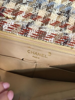 Lot 34 - A Chanel by Karl Lagerfeld tweed flap bag, 1980s